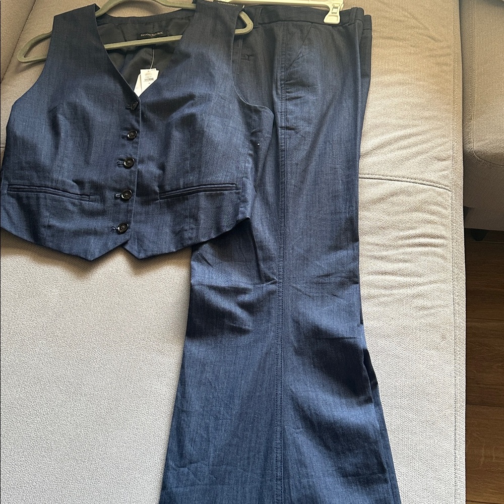 Banana Republic Chambray pants and vest- gorgeous